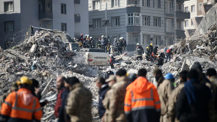 Rritet bilanci i viktimave në Turqi dhe Siri, tejkalohen shifra 40 mijë