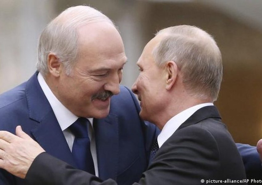 Kremlini: Putini do të takohet me Lukashenkon të premten