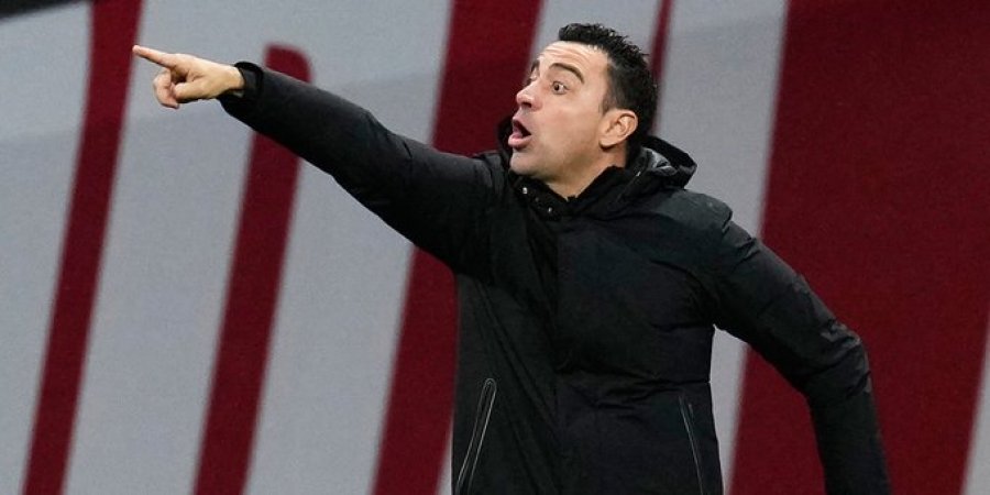 Xavi i mërzitur me himnin e Champions League: Duhet të përballemi me realitetin