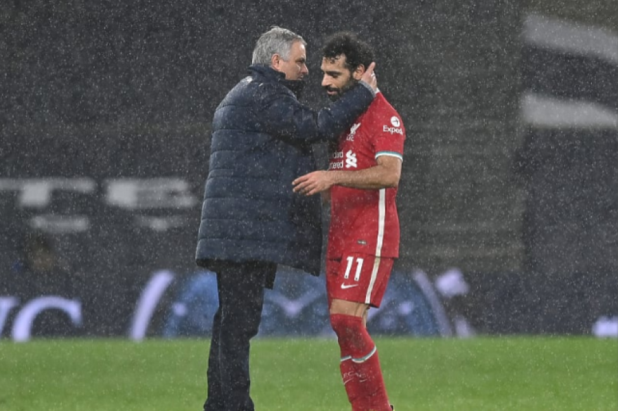 Mourinho dhe Salah ishin në luftë, njëherë egjiptiani qau në dhomat e zhveshjes