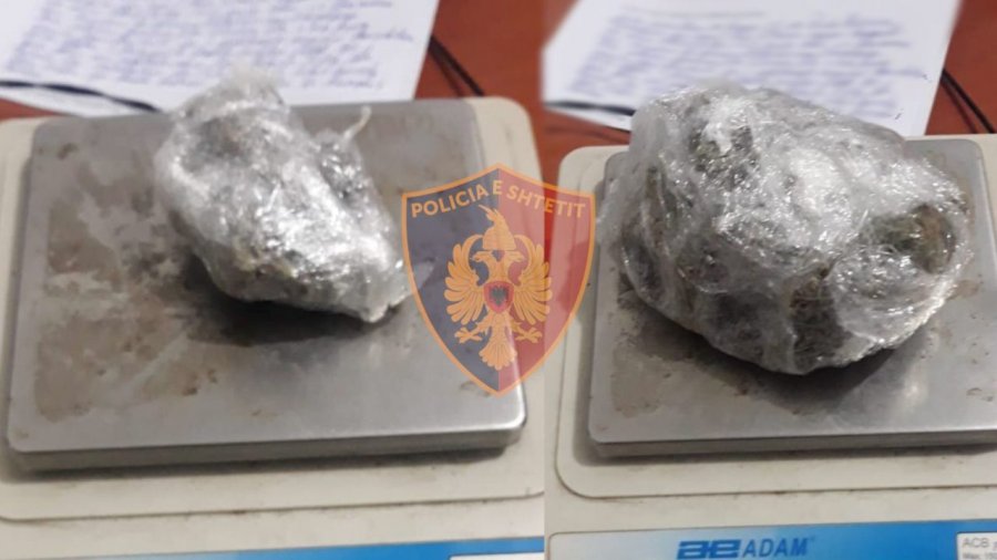 Kapet me drogë në makinë, arrestohet 37-vjeçari në Durrës, nën hetim edhe shoku i tij italian