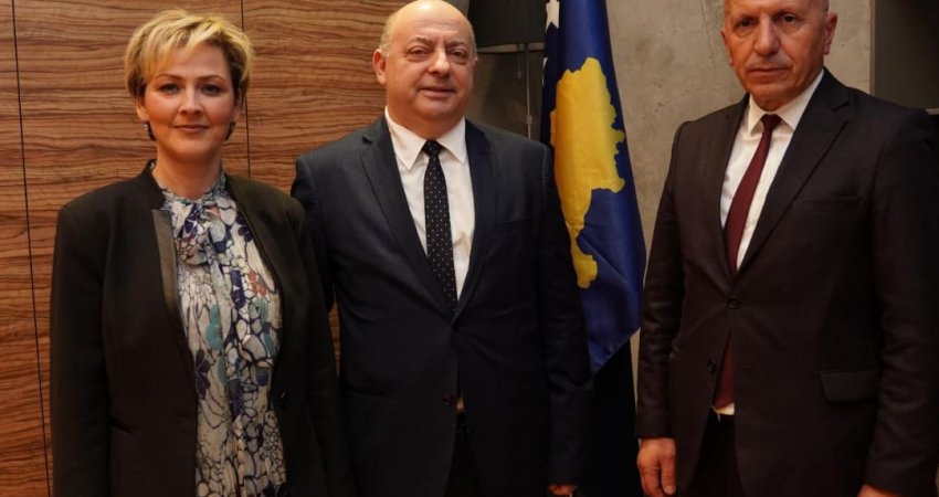 Petkoviq nervozohet, pasi midis Beogradi u festua pavarësia e Kosovës