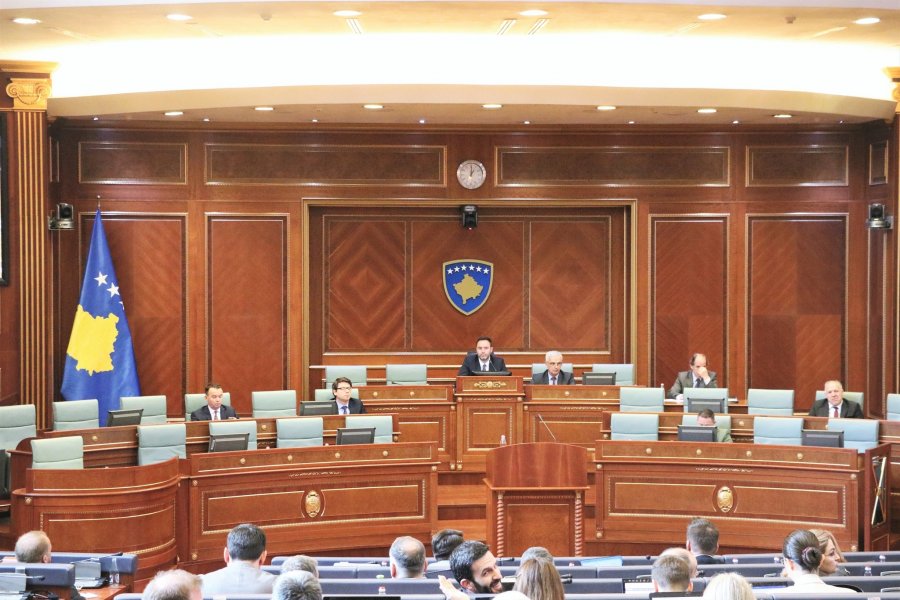 Kuvendi i Kosovës shqyrton sot 3 marrëveshje të Procesit të Berlinit: Letërnjoftimet, diplomat dhe kualifikimet