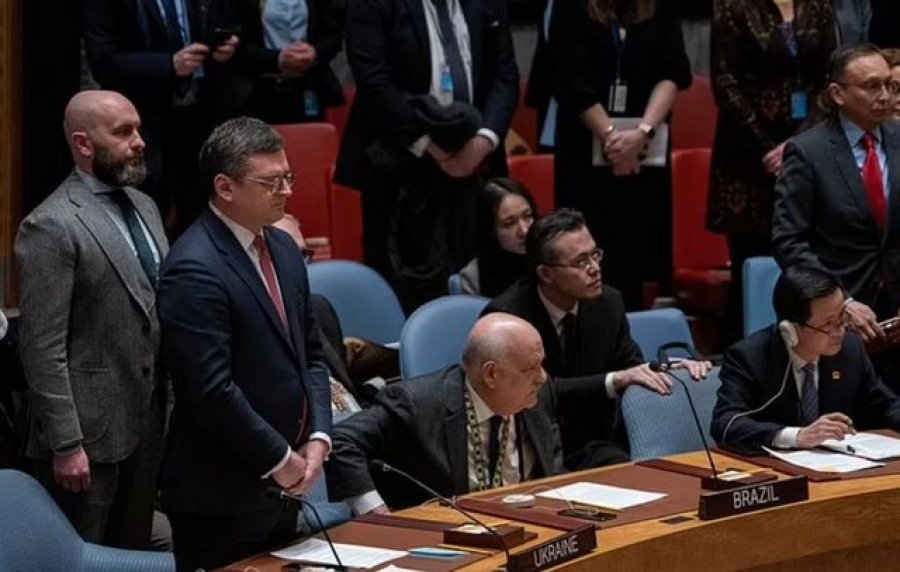 Një minutë heshtje në Këshillin e Sigurimit për viktimat në Ukrainë, përfaqësuesi i Rusisë e ndërpret