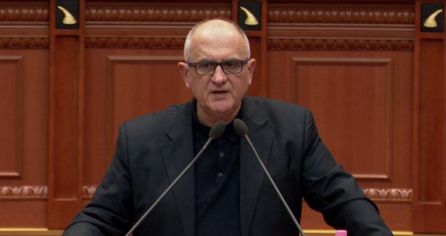 Petrit Vasili akuza qeverisë: Po rrëmben në mënyrë të hapur çdo institucion të pavarur