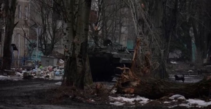 Vuhledar, brenda qytetit ukrainas të shkatërruar nga lufta