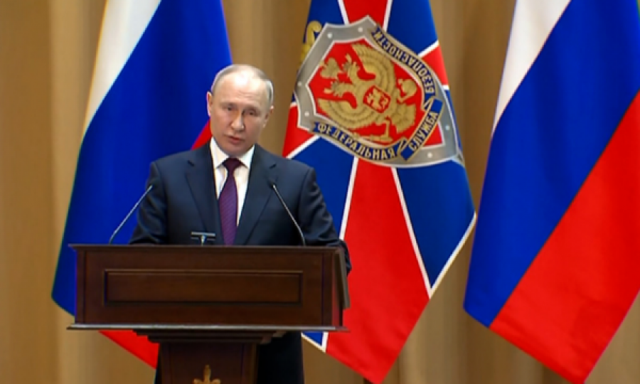 Putin pranon humbjet në radhët e ushtrisë ruse, përfshirë anëtarë të shërbimit sekret