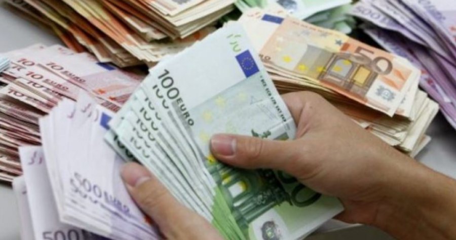 Euro nis vitin me 'mbarësi', monedha europiane më e fortë përballë lekut shqiptar