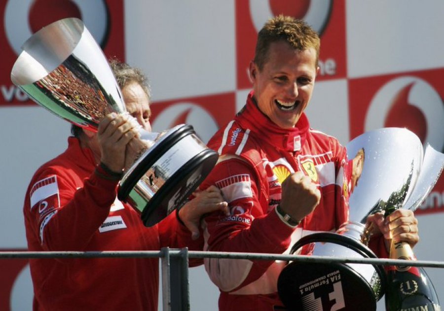 Schumacher bën sot 54 vjeç, Ferrari e uron me foton e veçantë