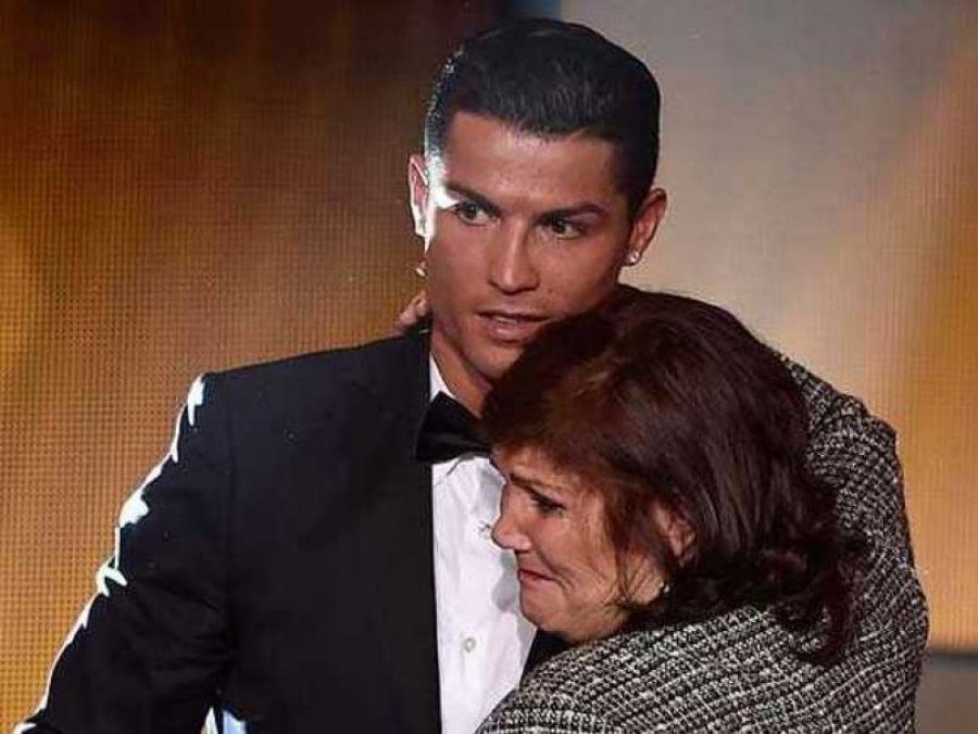 'Një aventurë e re në Arabinë Saudite', nëna e Ronaldos: Kjo është sfida më e madhe në jetën e Cristianos