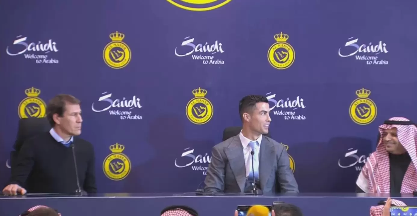 Prezantohet Cristiano Ronaldo, thotë fjalët e para si lojtar i Al Nassr: Në Europë puna ime ka përfunduar
