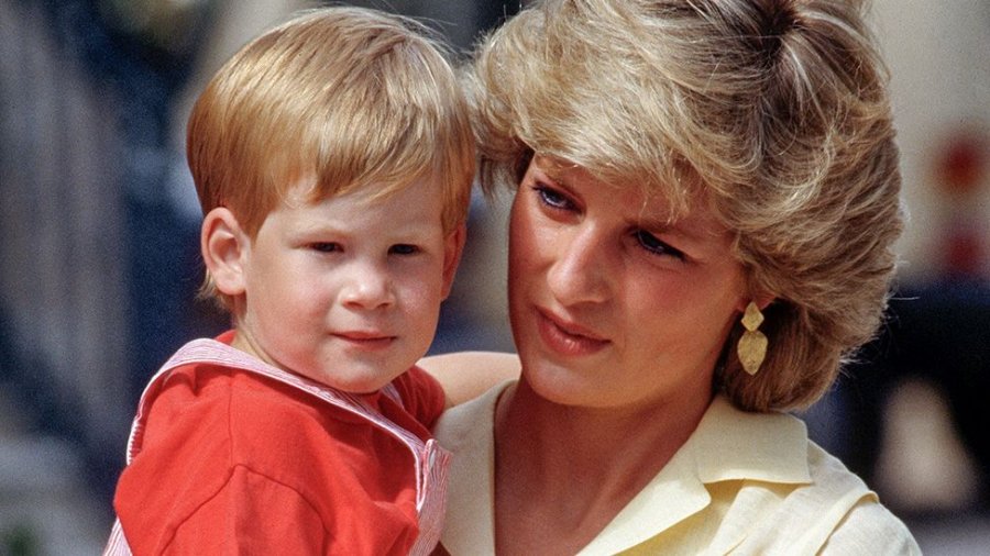 Rrëfimi i Princit Harry për vdekjen e nënës së tij, Princeshës Diana: Ndjeva një lloj faji…
