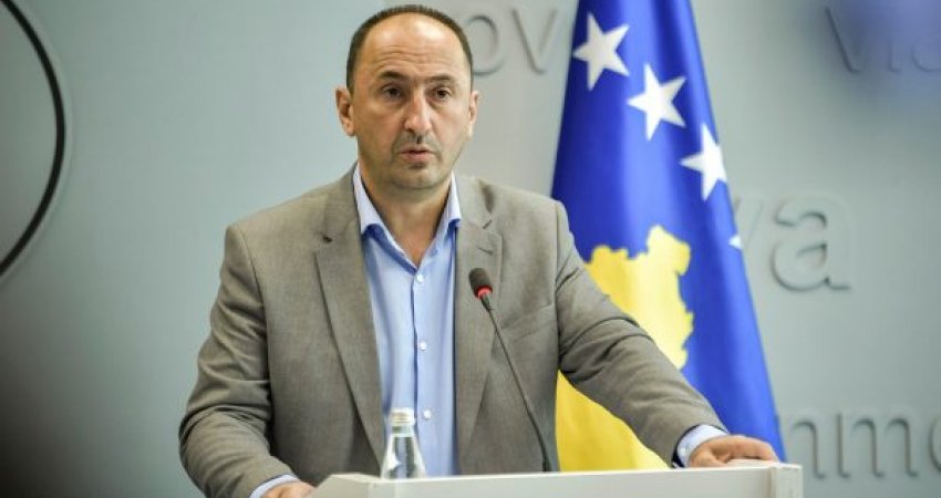 Tenderi i Ministrisë së Liburn Aliut për kompaninë ku punoi Rexhep Selimi, anulohet kontrata