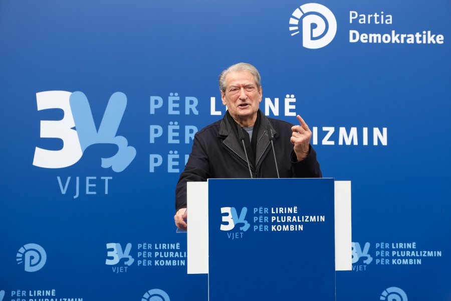 Berisha: Shqipëria do të mbetej Kuba e Adriatikut, revolucioni i PD nuk pati mbështetje ndërkombëtare