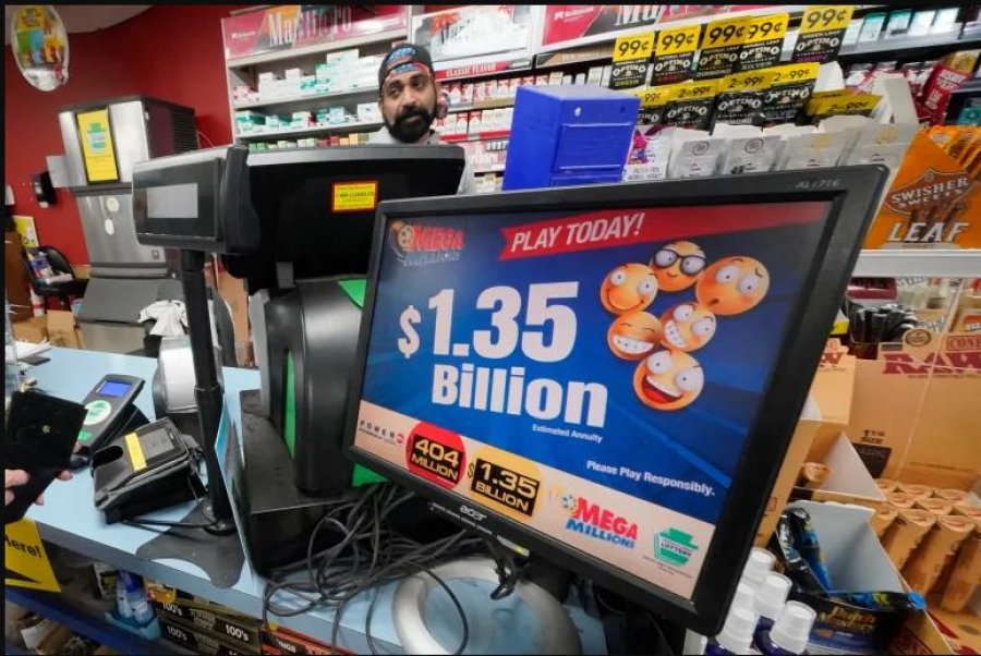 Fiton 1.35 miliardë dollarë në lotari, por fatlumi ‘nuk bëhet i gjallë’