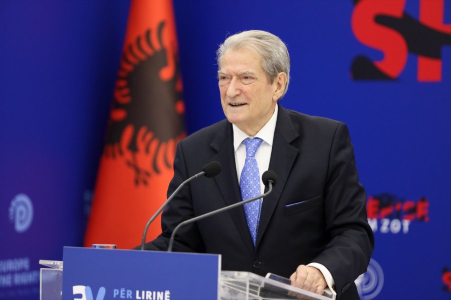 Sot përvjetori i Kongresit të jetësimit të pavarësisë së Shqipërisë!