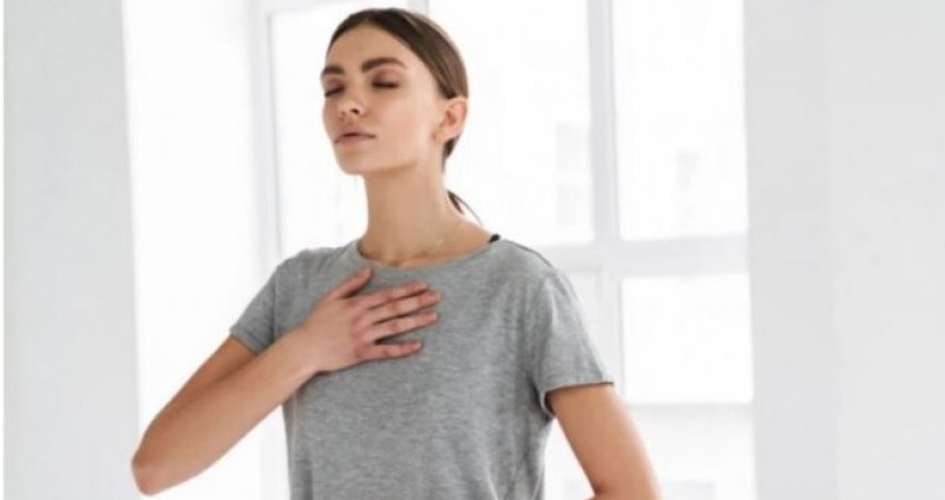 Simptomat e kancerit që mund t’i zbuloni gjatë frymëmarrjes, 5 shenjat që duhet të kontaktoni mjekun