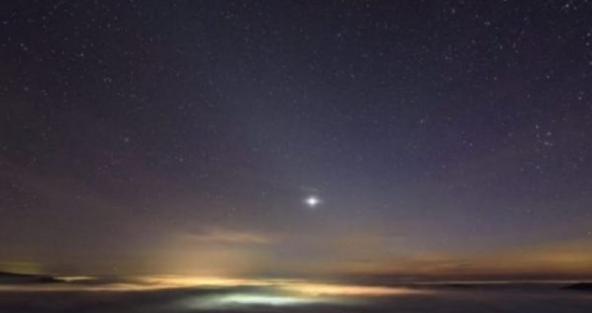 Astronomët ngrenë alarmin: Yjet po zhduken me shpejtësi 