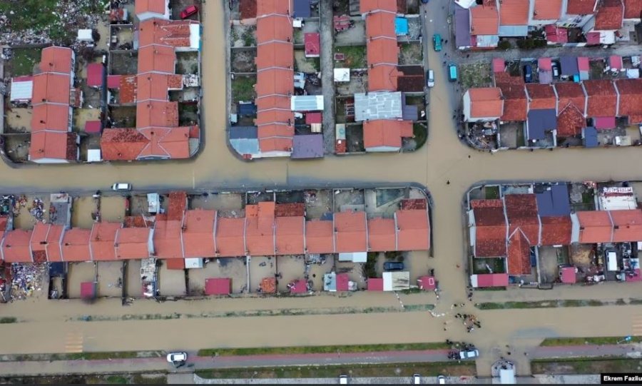 VIDEO/Komunat pas përmbytjeve, nisin themelimin e fondeve emergjente