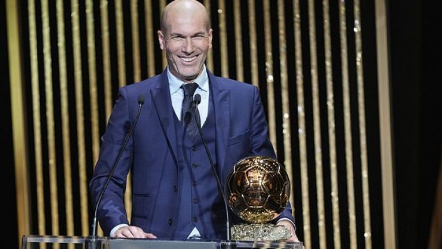 Zidane synon rikthimin si trajner në një klub, nuk preferon Premier League