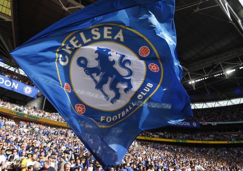 Chelsea nuk ndalet në merkato, klubi anglez zyrtarizon transferimin e talentit 19 vjeçar