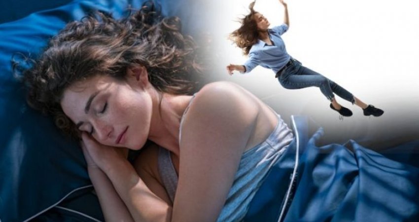A ndiheni sikur po bini kur ju zë gjumi, ekspertët tregojnë përse ndodhë kështu