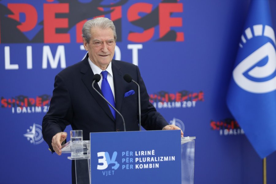 Berisha tregon dokumentin: Jo vetëm Rama, por edhe e gjithë qeveria e tij është nën hetim në SHBA