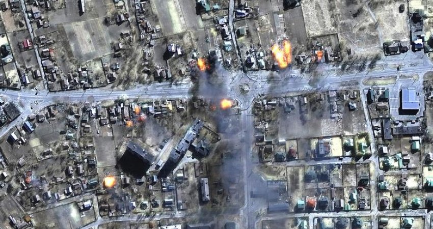 Trupat ruse po e kthejnë Bakhmutin në “një rrënojë totale”, thotë Ukraina