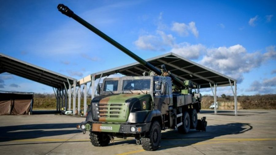 Franca do të dërgojë edhe 12 Howitzers në Ukrainë