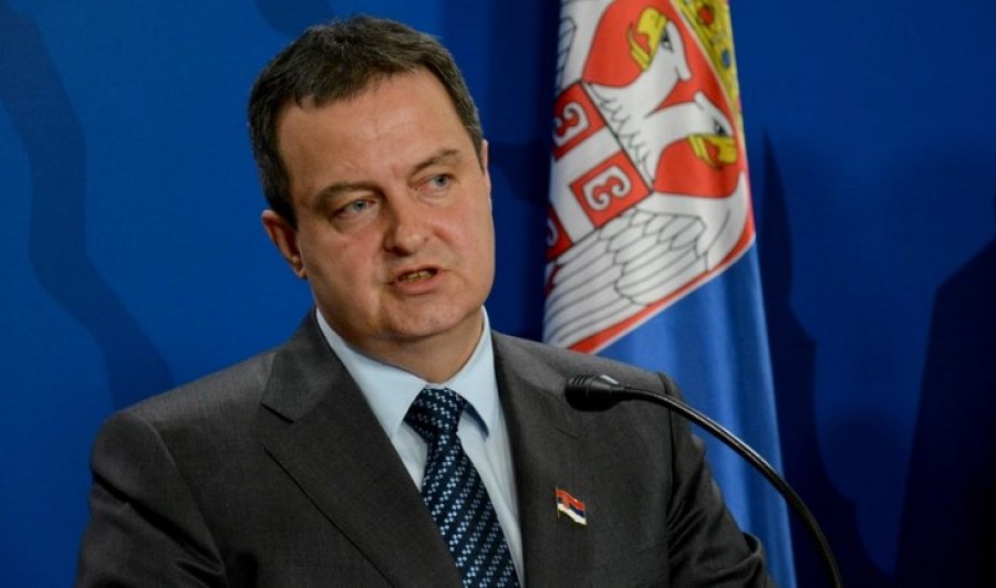 Pas takimit me Lavrov, Daçiç i shkon në zyrë Vuçiç, kërkon postin e kryeministrit