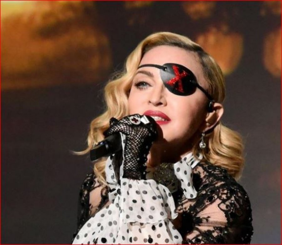 Çfarë po ndodh me Madonnën? Përkeqësohet sërish gjendja shëndetësore e këngëtares. Flasin burimet: Ajo vazhdon të ketë…