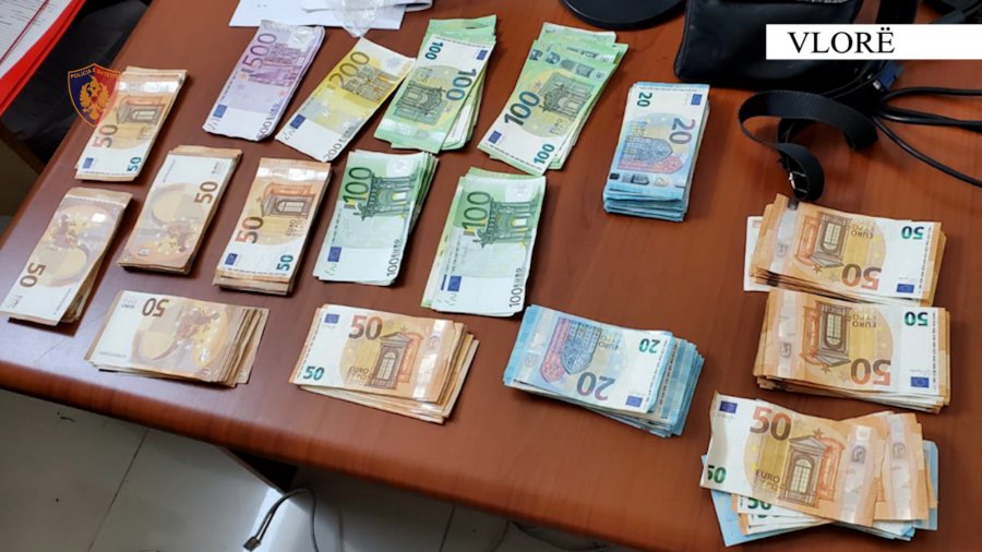 ‘I kishte fshehur në makinë’, sekuestrohen 16 mijë euro në Portin e Vlorës, procedohet 37 vjeçari