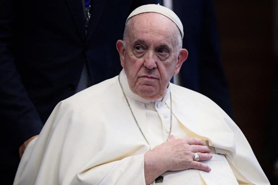 Papa Françesku dënon djegien e Kuranit në Suedi, refuzon ta quajë shprehje të fjalës së lirë