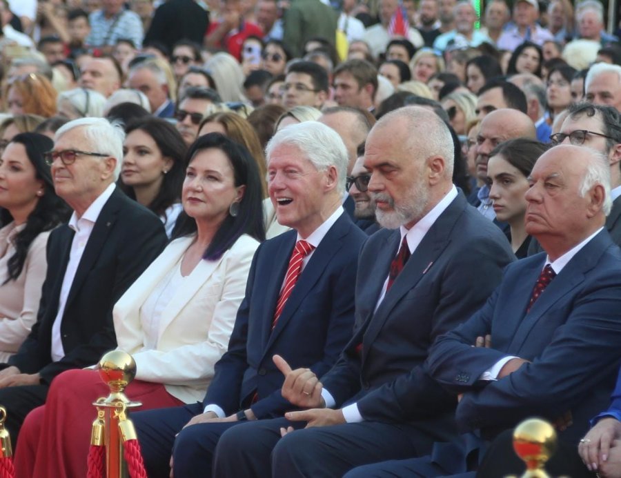 Vizita e Clinton, dhurata që Rama i bëri vetes për ditëlindje