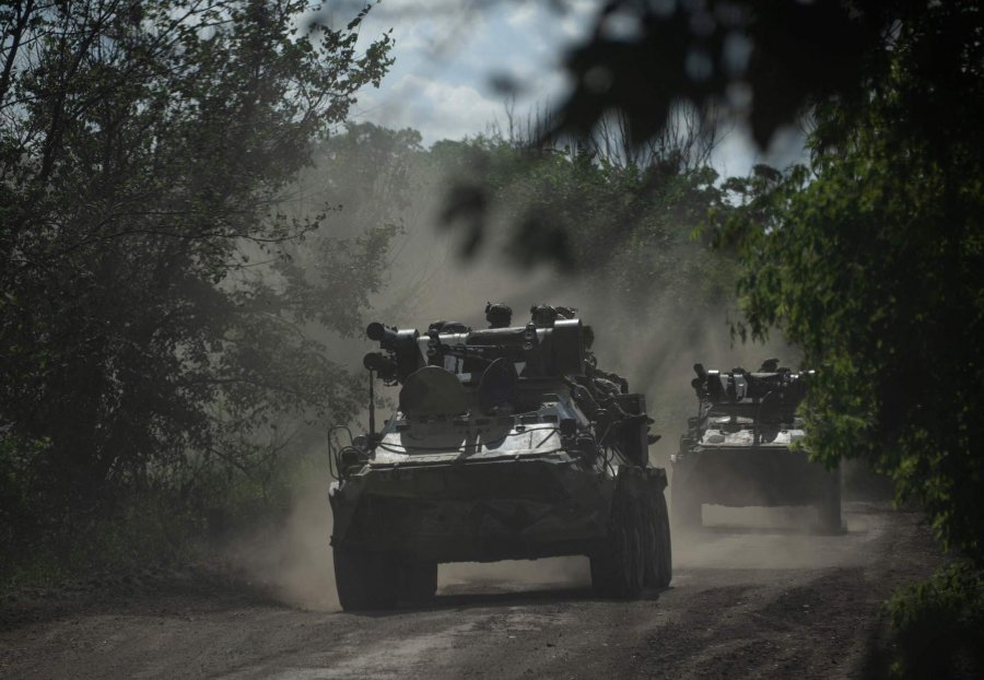 Ukraina: Ushtria jonë po përparon në jug të Bakhmutit