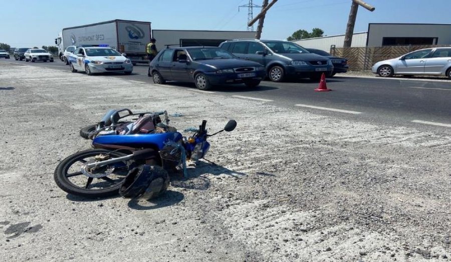Aksident në aksin Shkodër-Malësi e Madhe/ Motorçikleta përplaset me makinën, plagoset drejtuesi