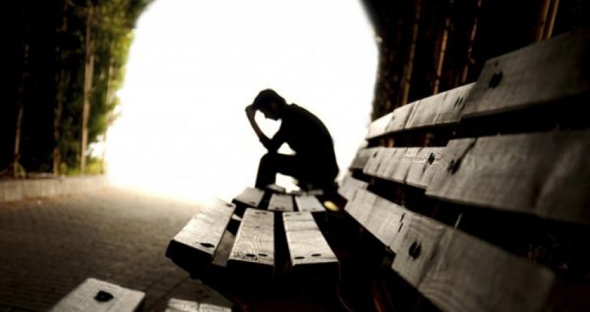 Hulumtimi i ri ka identifikuar një shkak të papritur të depresionit
