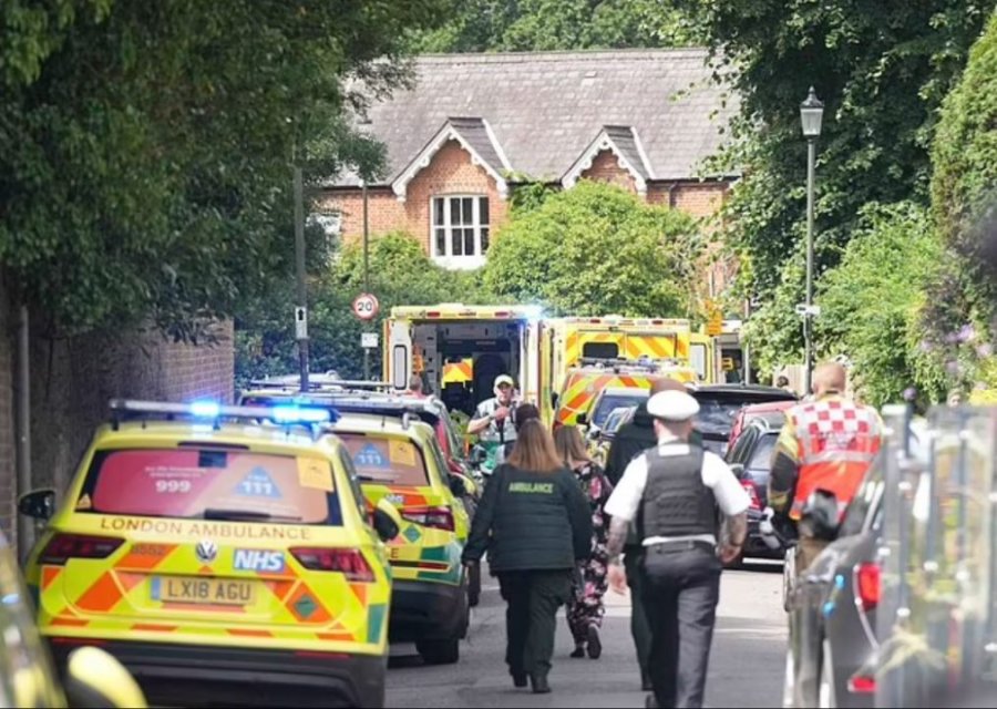 E rëndë në Londër, fuoristrada përplaset me shkollën fillore, ka viktima