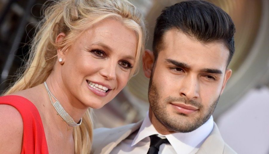 Britney-n e goditën në sy të bashkëshortit, por ç'bëri Sam Asghari?
