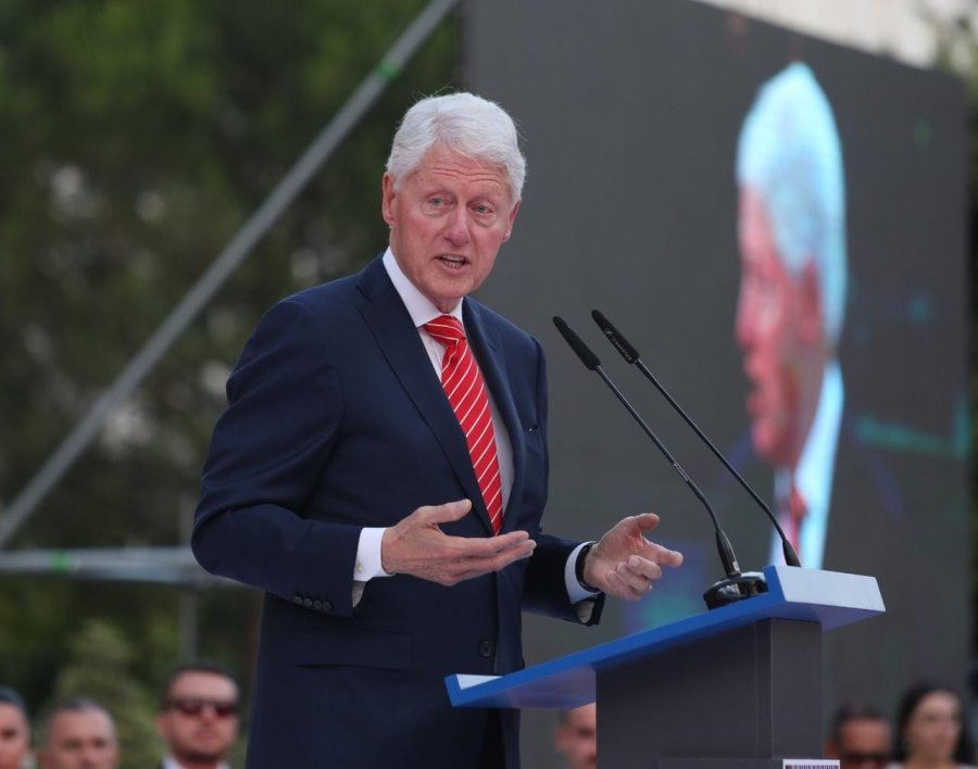 Marrëzia e intrigës me fjalimin e Bill Klintonit të 3 korrikut në Tiranë