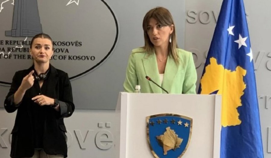 Audio-përgjimi me deputetin e Listës Serbe/ Ministrja e Drejtësisë në Kosovë i del në mbrojtje deputetes së LVV