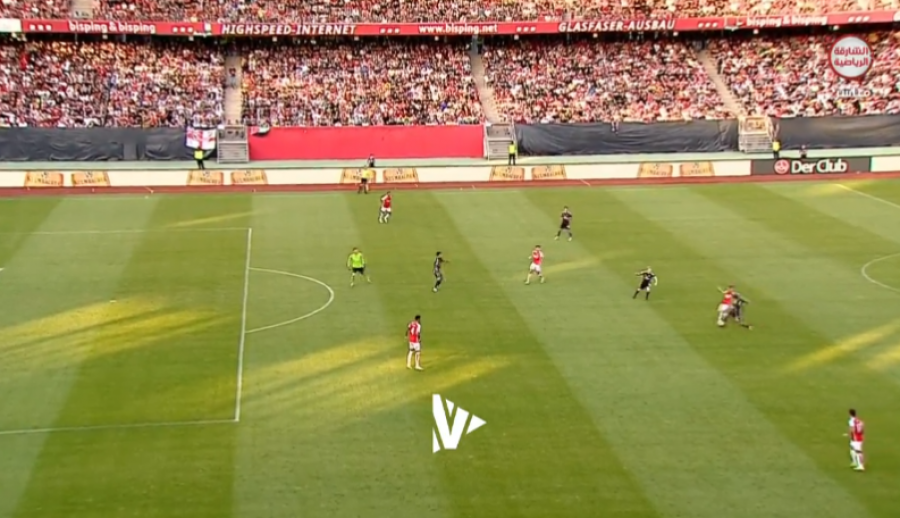 VIDEO/ Jorginho shkakton autogol nga 30 metra largësi