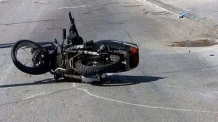 Aksident me vdekje në Tiranë, humb jetën 23-vjeçari me motor. U përplas me makinë nga një shofer i dehur