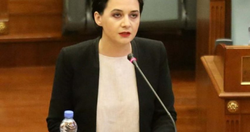 Seanca për kryeparlamentarin, Fitore Pacolli: Na i kemi votat, veç duhet me votu edhe opozita