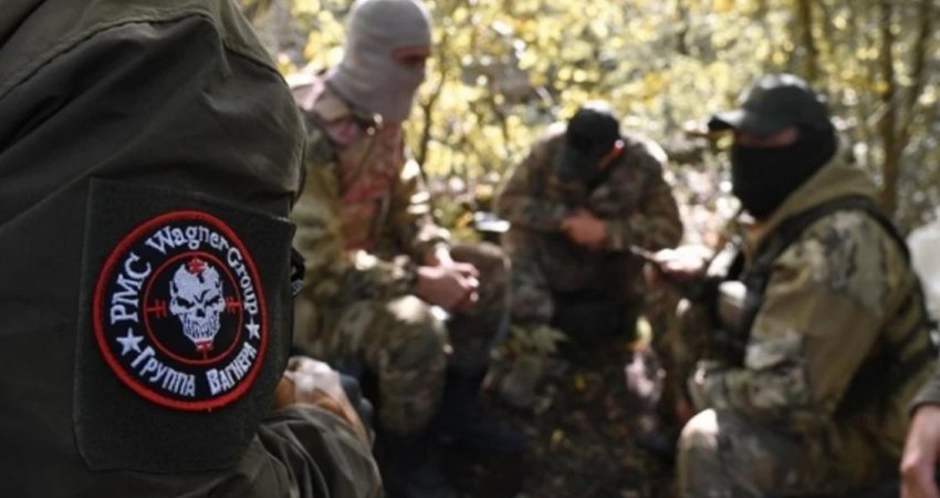 Komandanti i Wagner 'zbulon' numrin e mercenarëve të vrarë në Ukrainë