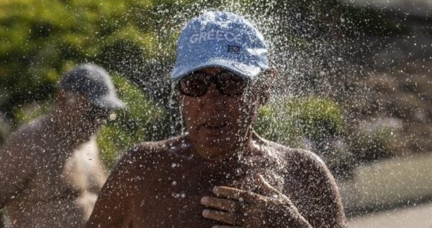 Greqia mund ta regjistrojë fundjavën më të nxehtë në 50 vjetët e fundit