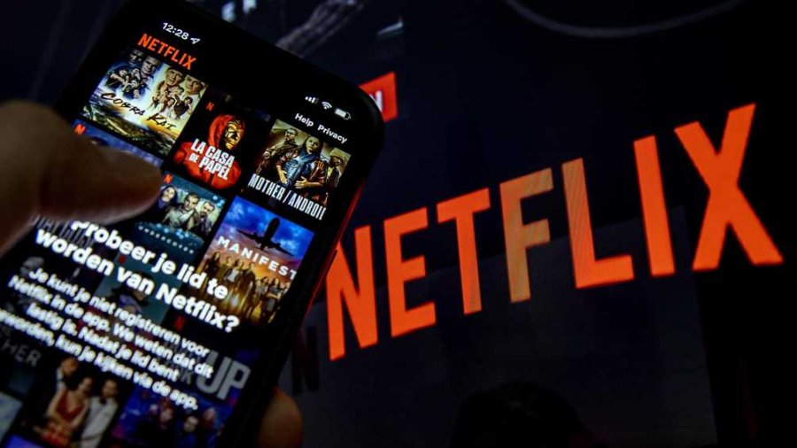 Pasi ndaloi shpërndarjen e fjalëkalimit pa pagesë, ‘Netflix’ përballet me të papriturën