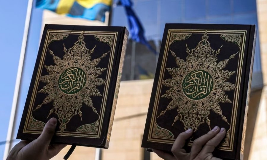 Myslimanët nëpër botë të zemëruar me përdhosjen e Kuranit në Suedi