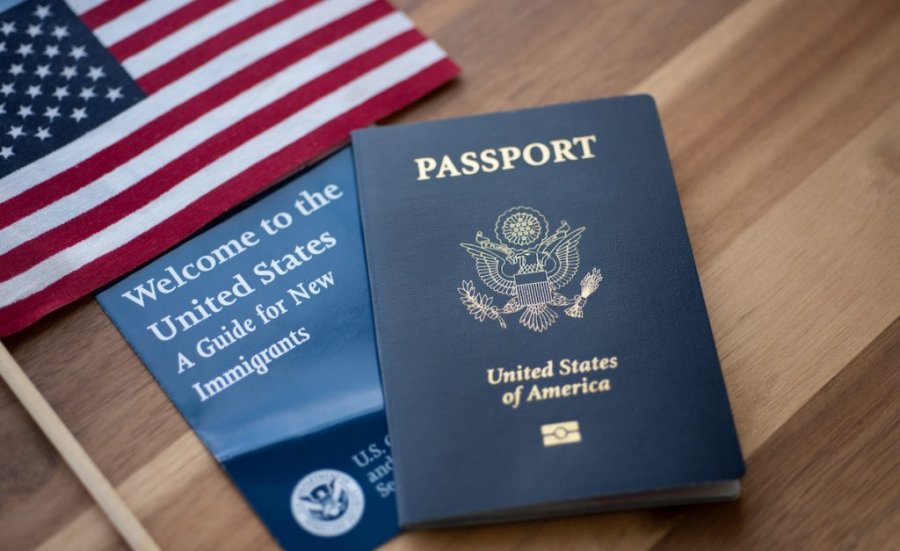 Avokati amerikan për emigracion në SHBA: USCIS-i zgjeron shërbimin “myProgress”