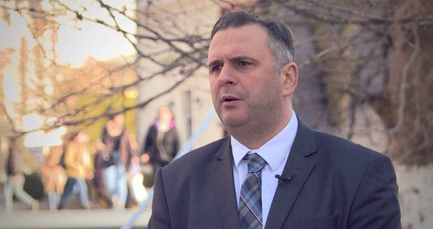Mefail Bajqinovci: A ka qëndrim LDK dhe PDK për kërkesën e Vuçiqit për kthimin në gjendjen e mëparshme të veriut?